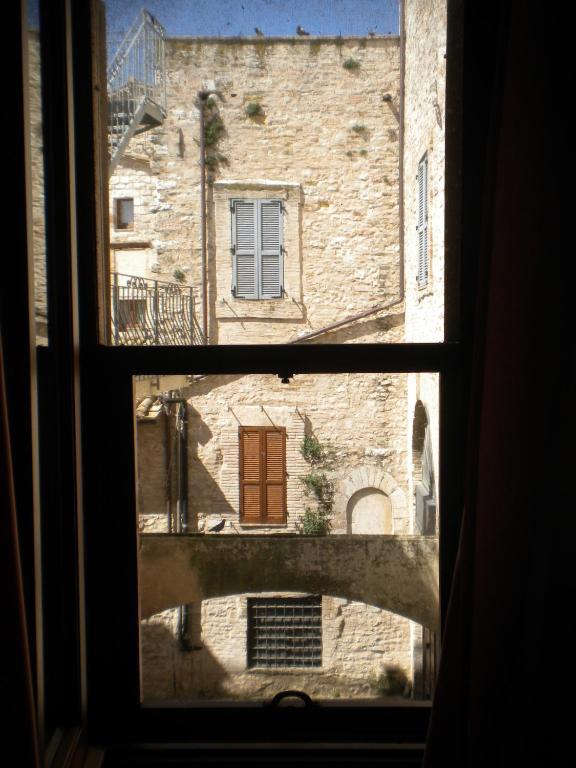 Camere Santa Chiara Assisi Exteriör bild